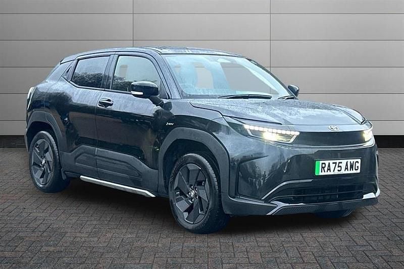 New Toyota Urban Cruiser Design 127 kW (174 HP) 2026 Dust black SUV