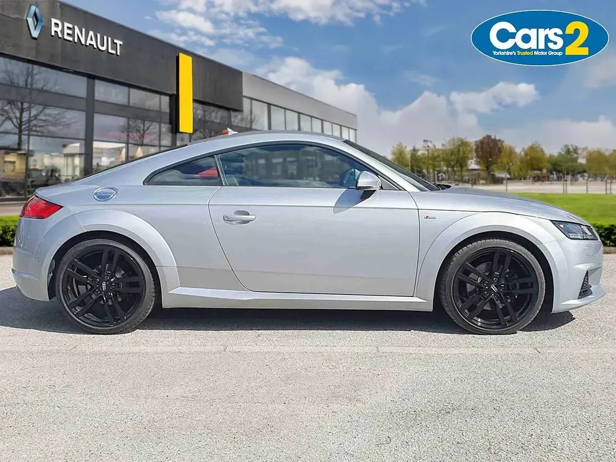 Begagnad Audi TT S-Line 184 HK (135 kW) 2016 Silver Sportkupé