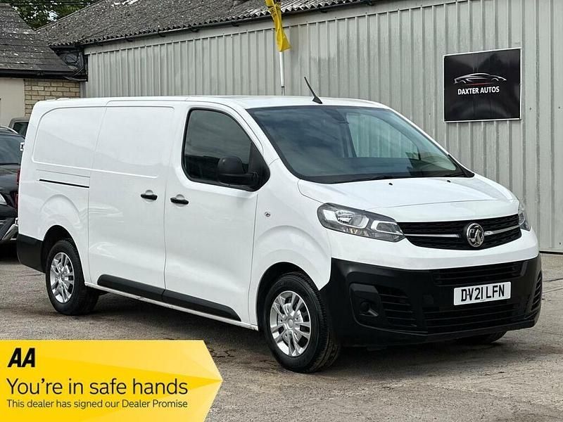 White Used 2021 Vauxhall Vivaro S Van | £10,490 (Good price) - Image 1/2