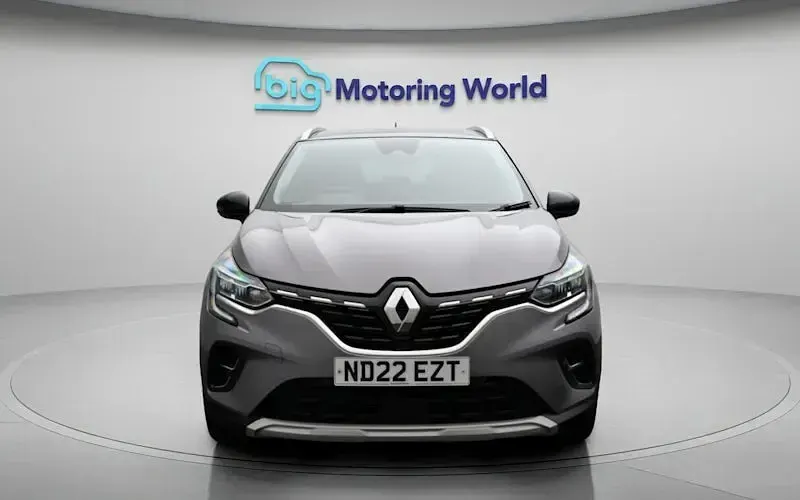 Gebraucht Renault Captur SE 143 PS (105 kW) 2022 Grau SUV