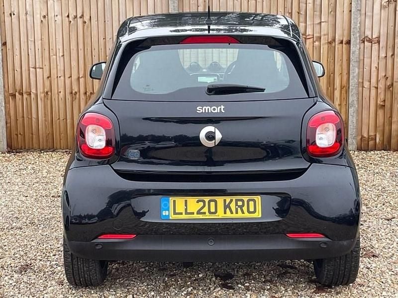 Used Smart ForFour Electric Drive Premium 60 kW (82 HP) 2020 Black Hatchback