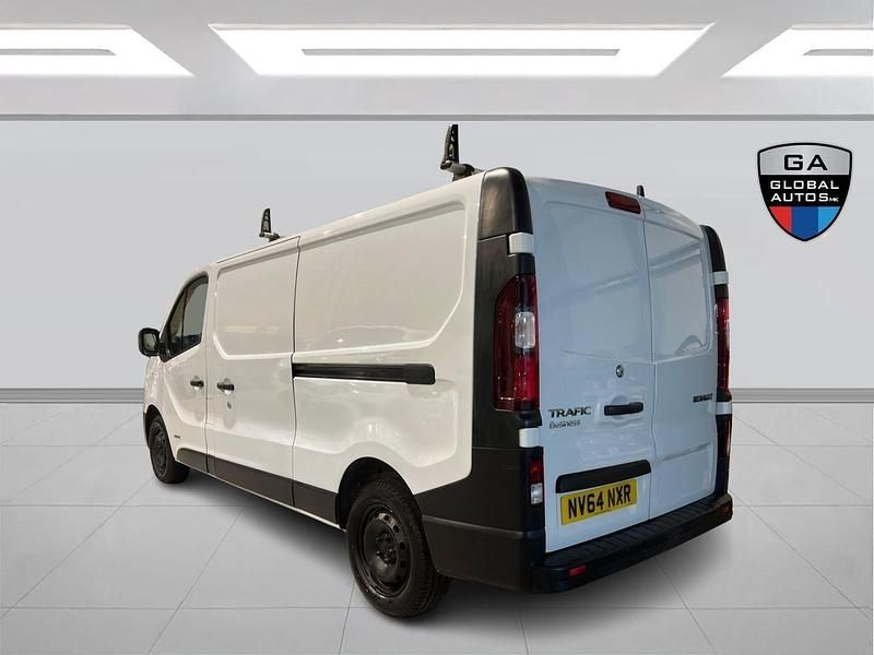 Used Renault Trafic Business 2014 White MPV