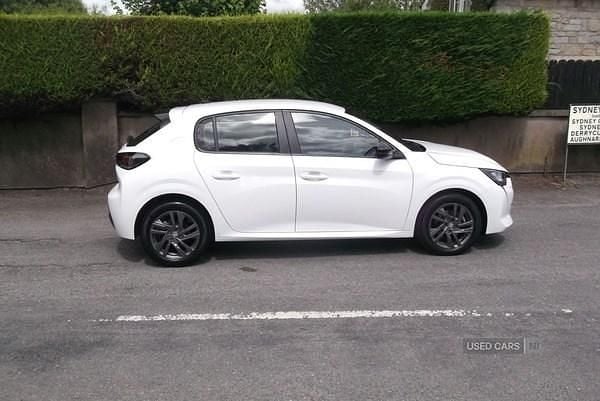 Used Peugeot 208 Active Premium 2022 White Hatchback