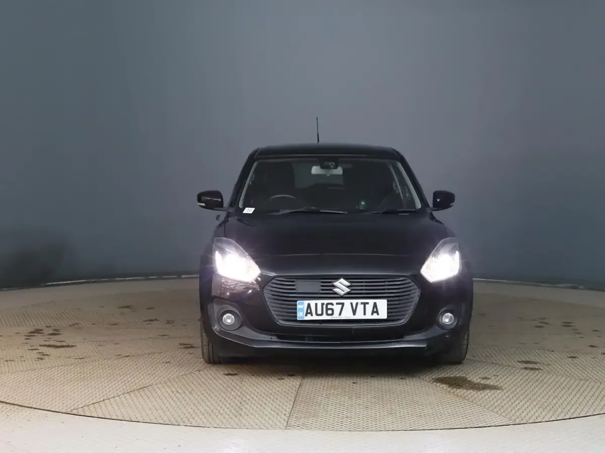 Usado Suzuki Swift SZ5 2017 Preto Citadino