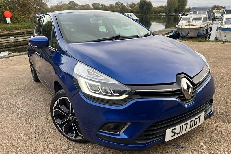 Used Renault Clio IV Dynamique 2017 Blue Hatchback