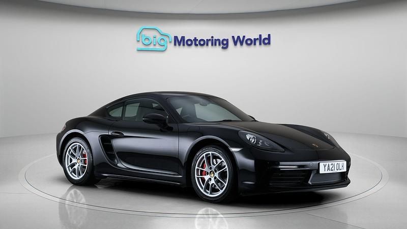 Used 2021 Porsche 718 Cayman Coupe | £37,300 (Fair price) - Image 1/4