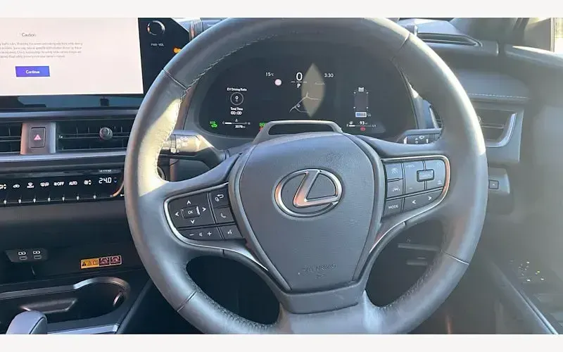 Used Lexus UX 199 HP (146 kW) 2025 Silver SUV