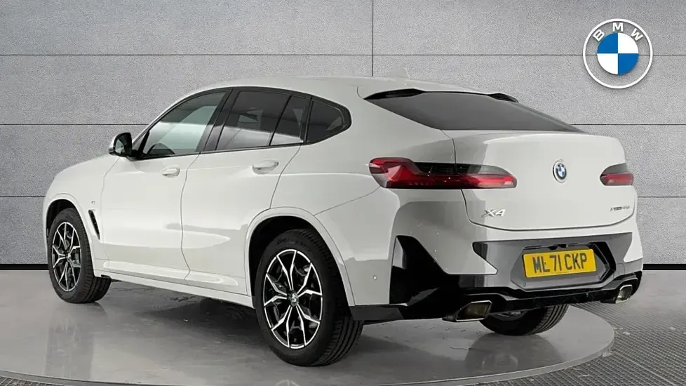 Used BMW X4 M Sport 187 HP (137 kW) 2021 White SUV