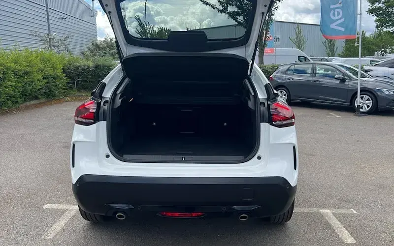 Used Citroën C4 PureTech 131 HP (96 kW) 2024 White SUV