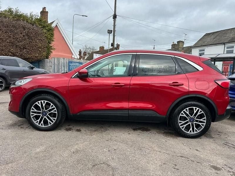 Used Ford Kuga Titanium 120 HP (88 kW) 2021 Red SUV