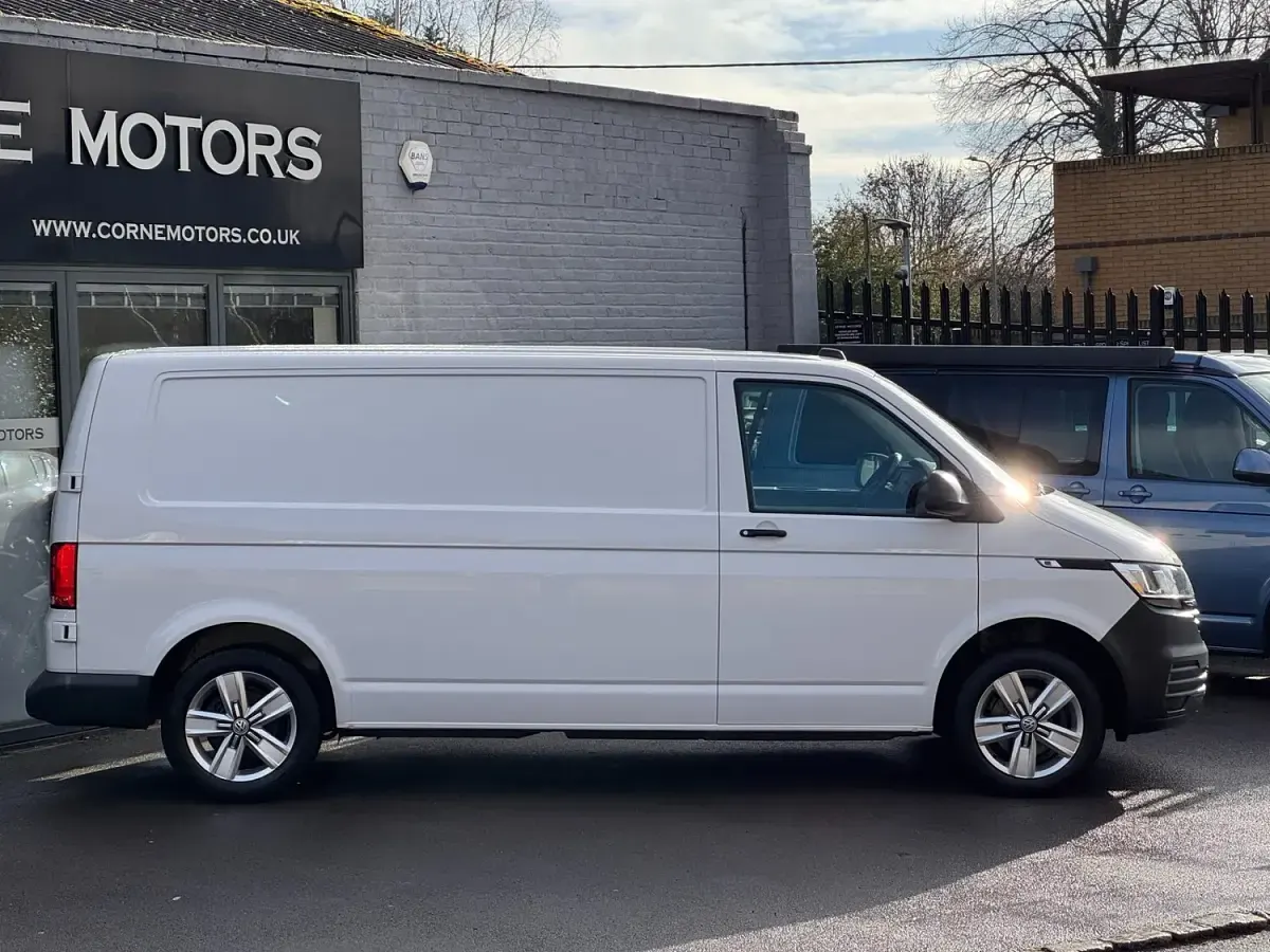 Used VW Transporter Startline 110 HP (80 kW) 2020 White Van