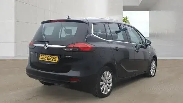 Used Vauxhall Zafira 140 HP (102 kW) 2016 Black MPV