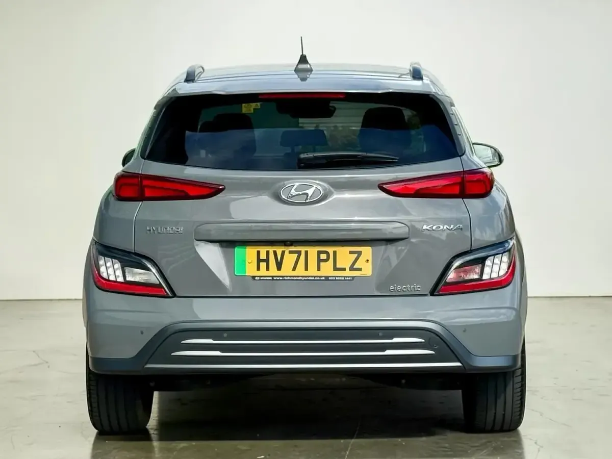 Used Hyundai Kona Premium 150 kW (204 HP) 2021 Grey SUV
