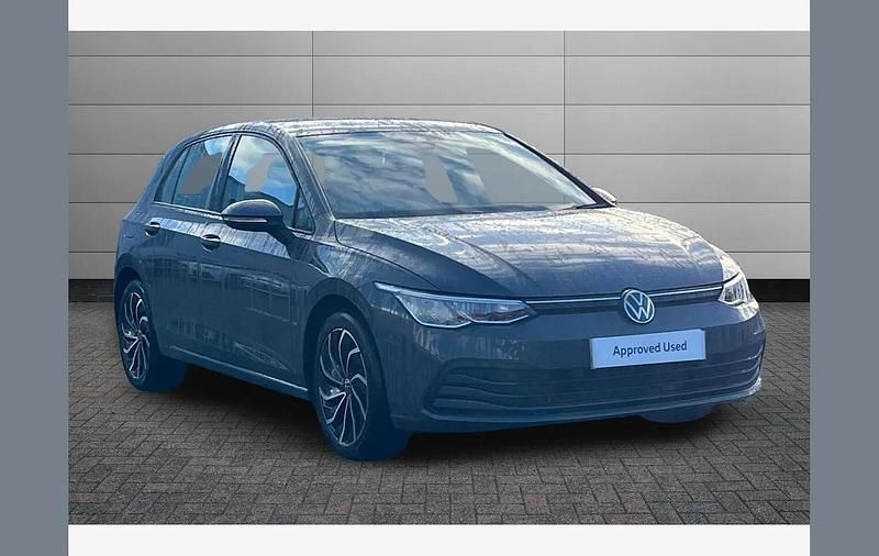 Used VW Golf VIII Life 150 HP (110 kW) 2023 Grey Hatchback