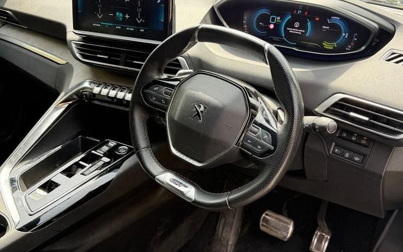 Used Peugeot 3008 GT 300 HP (220 kW) 2023 Black SUV