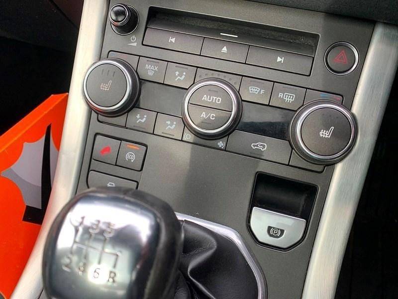 Used Land Rover Discovery Sport HSE 180 HP (132 kW) 2016 Red SUV