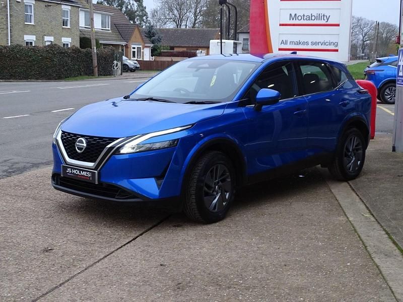 Used Nissan Qashqai Acenta Premium 2022 Blue SUV