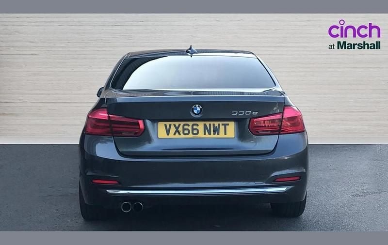 Used BMW 330e Luxury Line 252 HP (185 kW) 2016 Grey Sedan