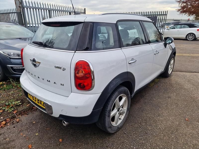 Used Mini One D 90 HP (66 kW) 2014 White Hatchback