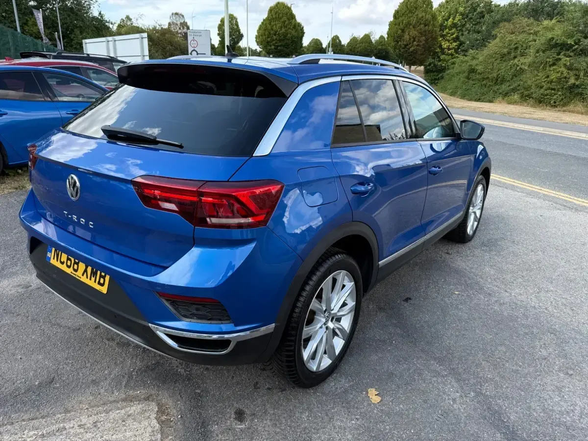 Used VW T-Roc SEL 2019 Blue SUV