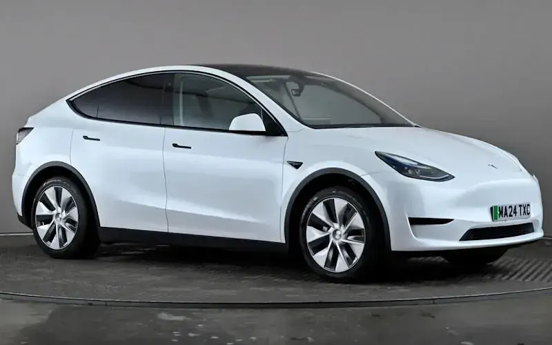 Usado Tesla Model Y RWD 219 kW (299 HP) 2024 SUV