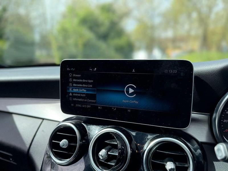 Used Mercedes C220 AMG line 2019 White Estate