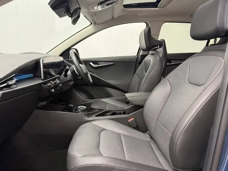 Used Kia Niro 139 HP (102 kW) 2023 Blue SUV