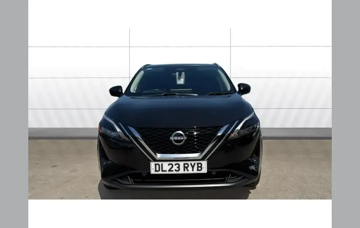 Used Nissan Qashqai N-Connecta 138 HP (101 kW) 2023 Black SUV