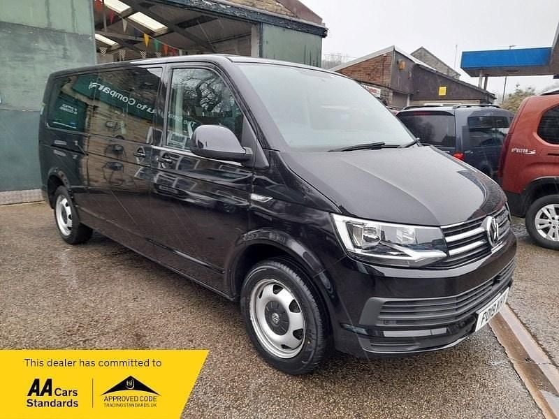 Used VW Shuttle SE 150 HP (110 kW) 2019 Black MPV