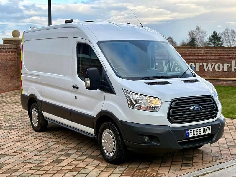 Używany Ford Transit 130 KM (95 kW) 2018 Biały Van