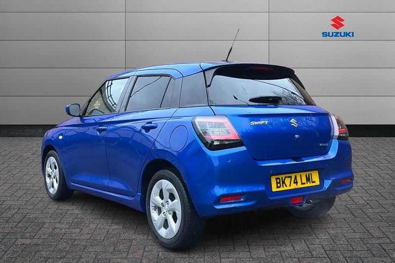 Used Suzuki Swift 80 HP (58 kW) 2024 Blue Hatchback
