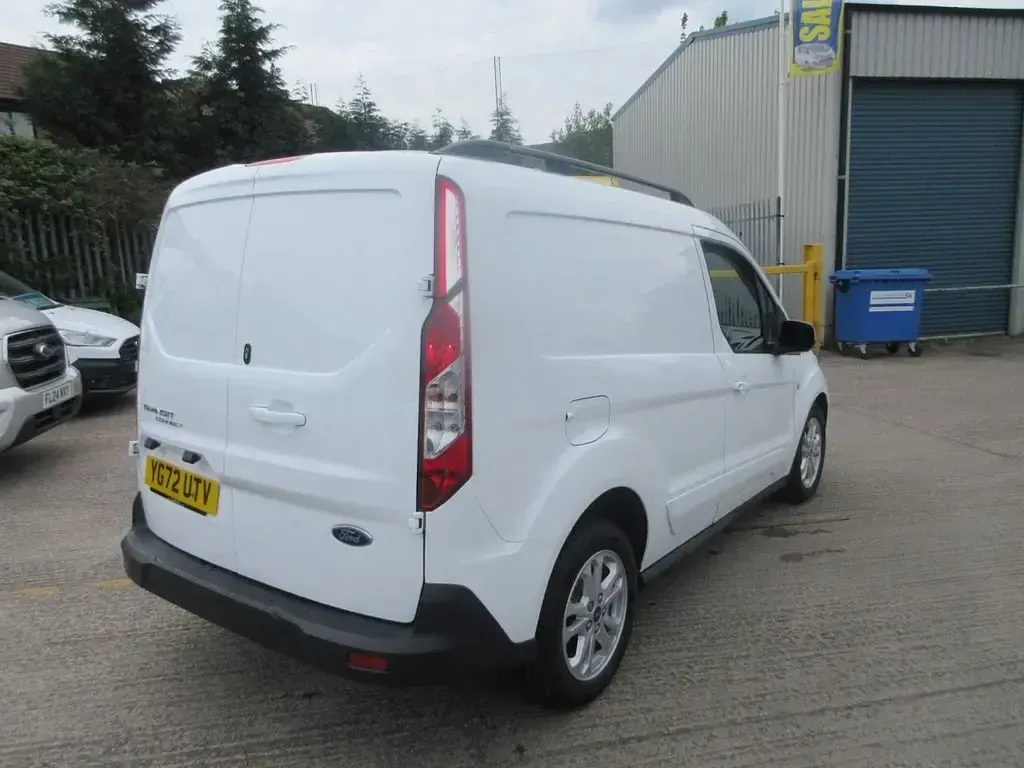 Second-hand Ford Transit Connect Limited 120 CP (88 kW) 2022 Alb Monovolum