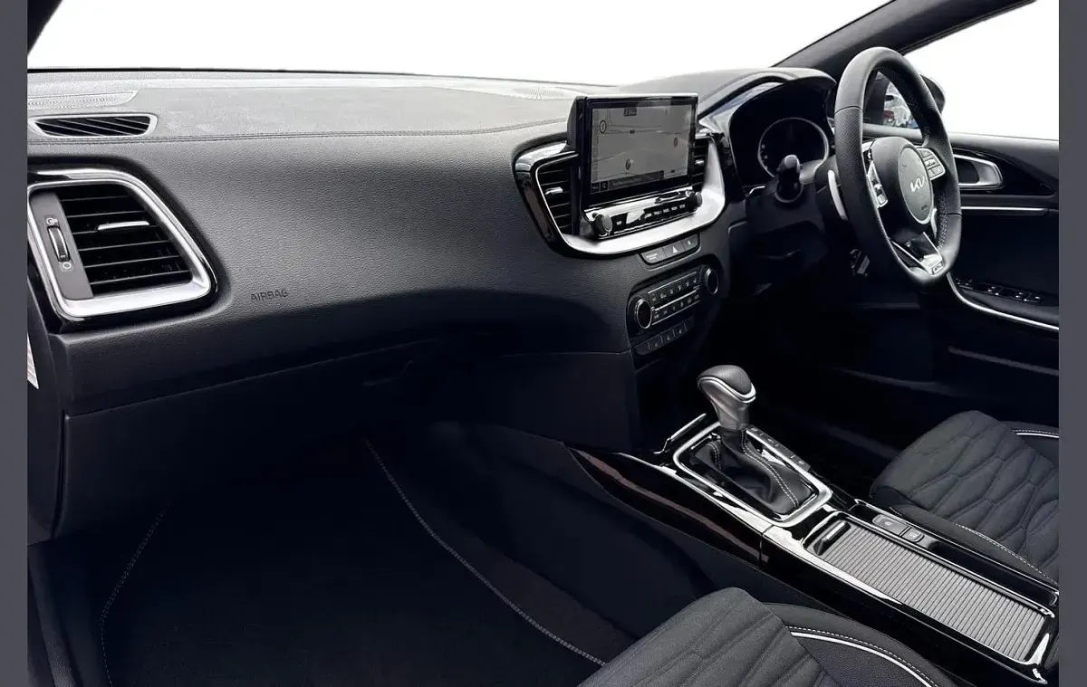 New Kia XCeed GT-Line 112 HP (82 kW) 2026 Silver SUV