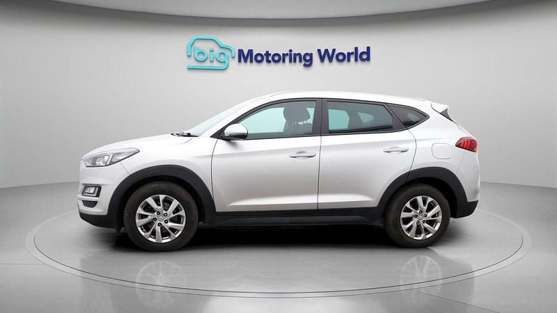 Used Hyundai Tucson SE 177 HP (130 kW) 2019 Silver SUV