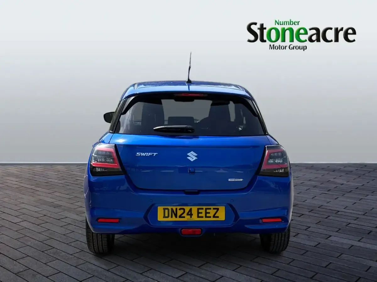 Used Suzuki Swift 82 HP (60 kW) 2024 Blue Hatchback