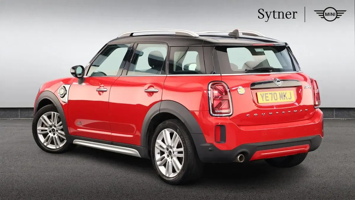Begagnad Mini Cooper S Countryman Exclusive 219 HK (161 kW) 2020 Röd SUV