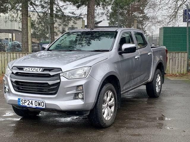 Used Isuzu D-Max 163 HP (119 kW) 2024 Silver Pickup