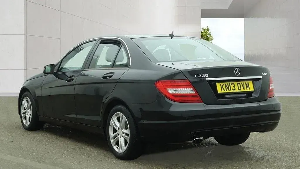 Used Mercedes C220 Executive 170 HP (125 kW) 2013 Black Sedan
