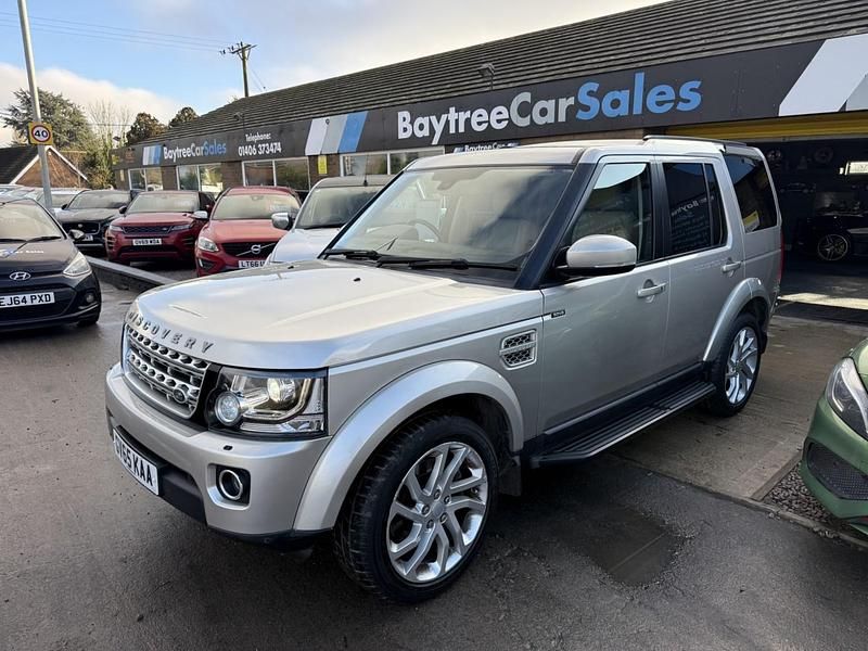 Gold Used 2015 Land Rover Discovery 4 HSE SUV | £18,995 (Fair price) - Image 1/4