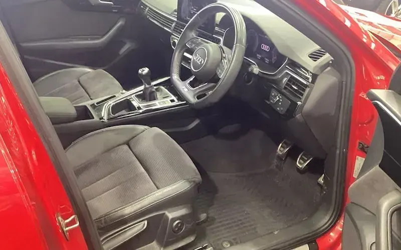 Used Audi A4 Black Edition 150 HP (110 kW) 2020 Red Sedan
