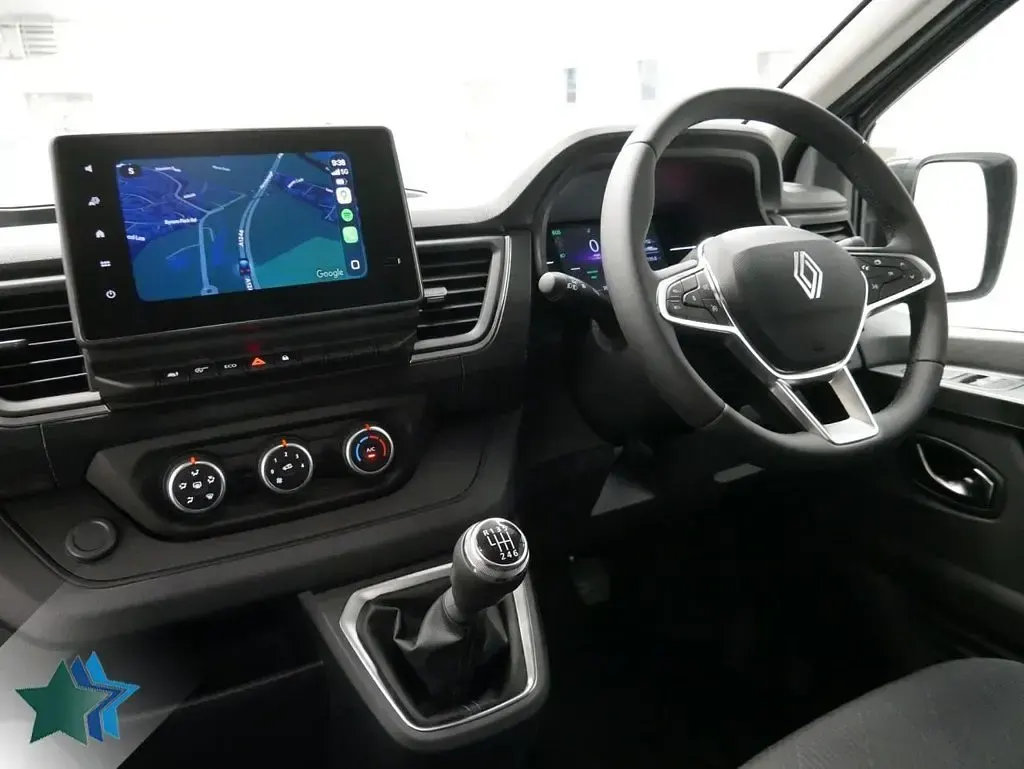 New Renault Trafic 130 HP (95 kW) 2026 Grey MPV