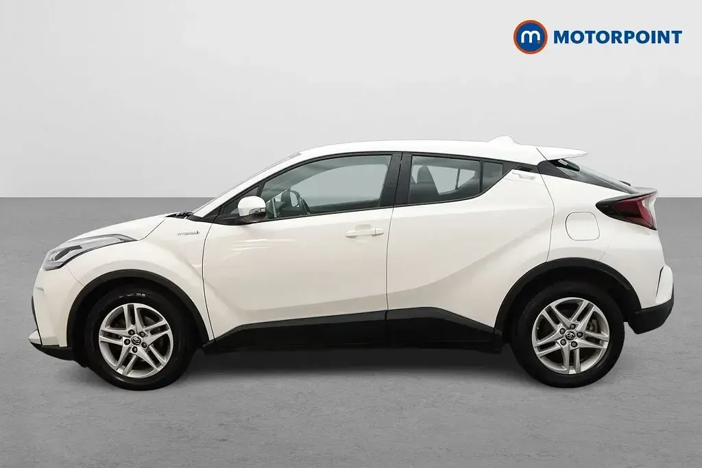 Used Toyota C-HR 2021 White SUV