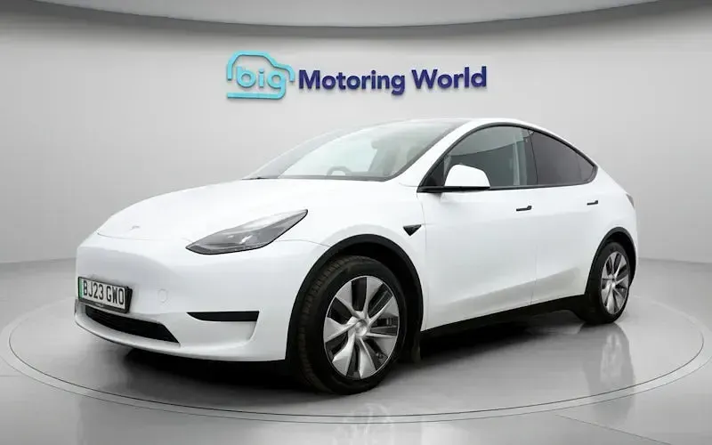 Usado Tesla Model Y RWD 219 kW (299 CV) 2023 Blanco SUV