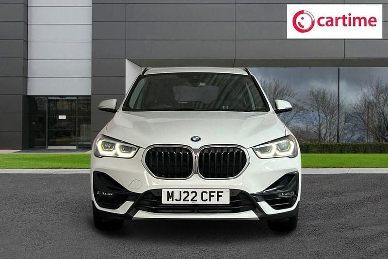 Used BMW X1 Sport Line 178 HP (130 kW) 2022 White SUV