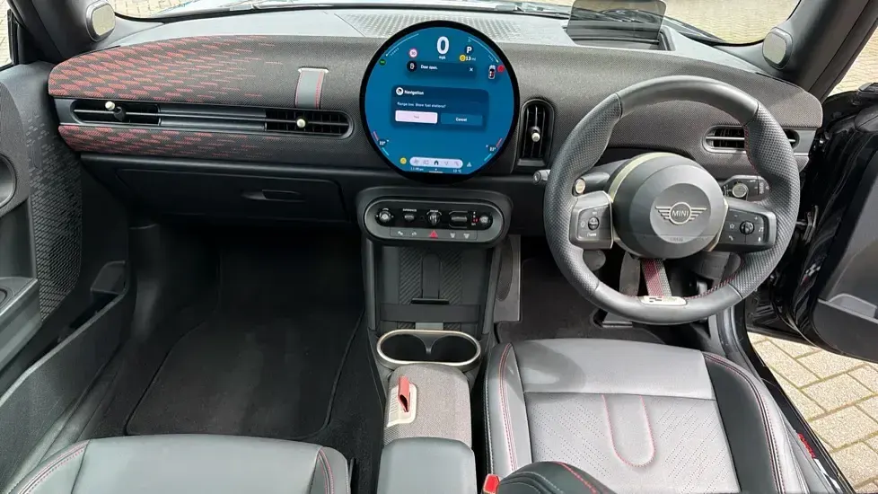 Usado Mini Cooper S Hatch 201 HP (147 kW) 2024 Preto Citadino
