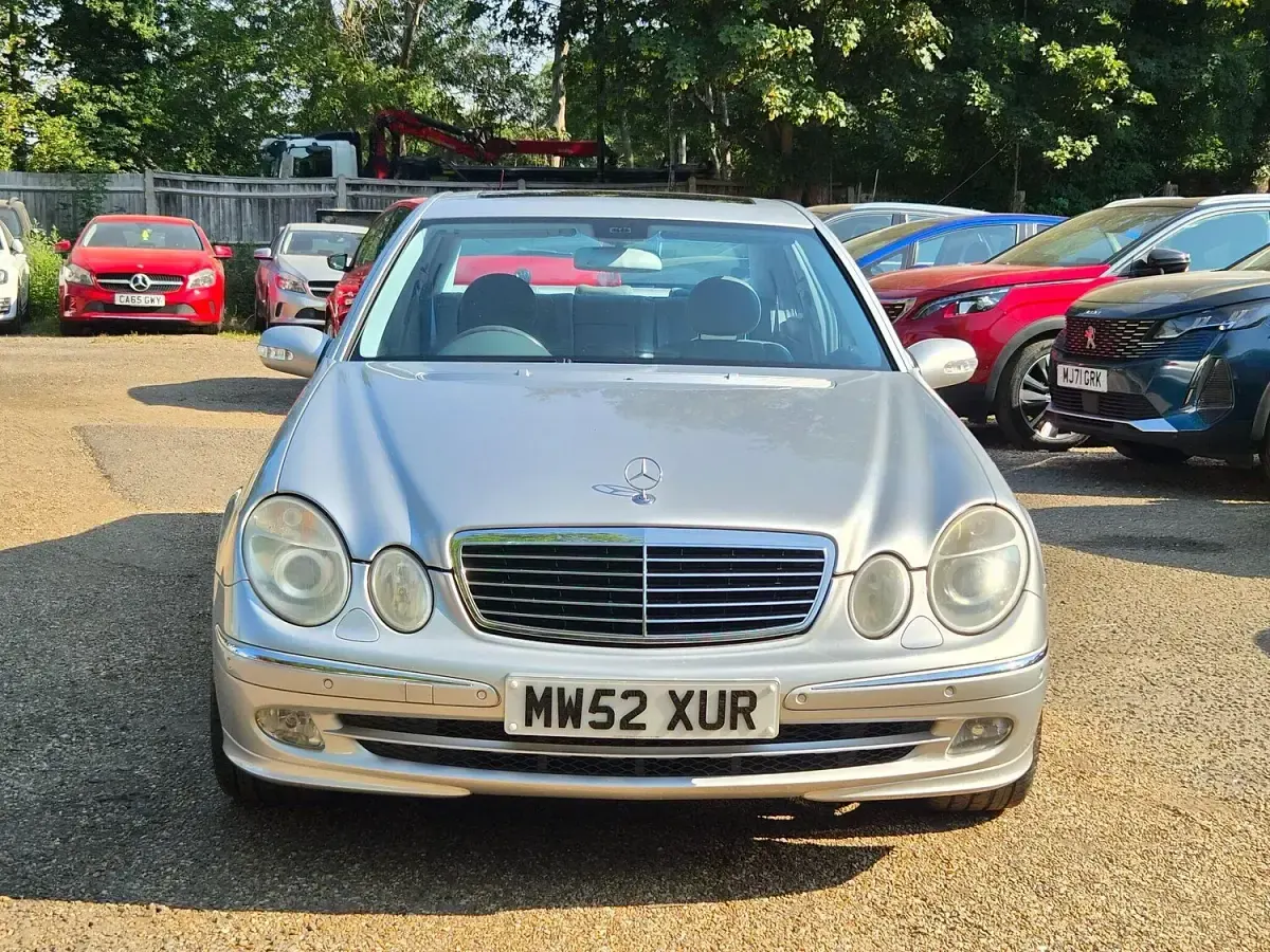 Used Mercedes E270 Avantgarde 2002 Silver Sedan