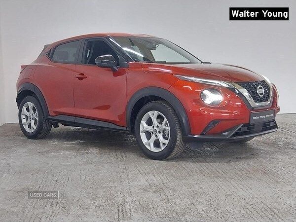 Red Used 2022 Nissan Juke N-Connecta SUV | £13,995 (Good price) - Image 1/4
