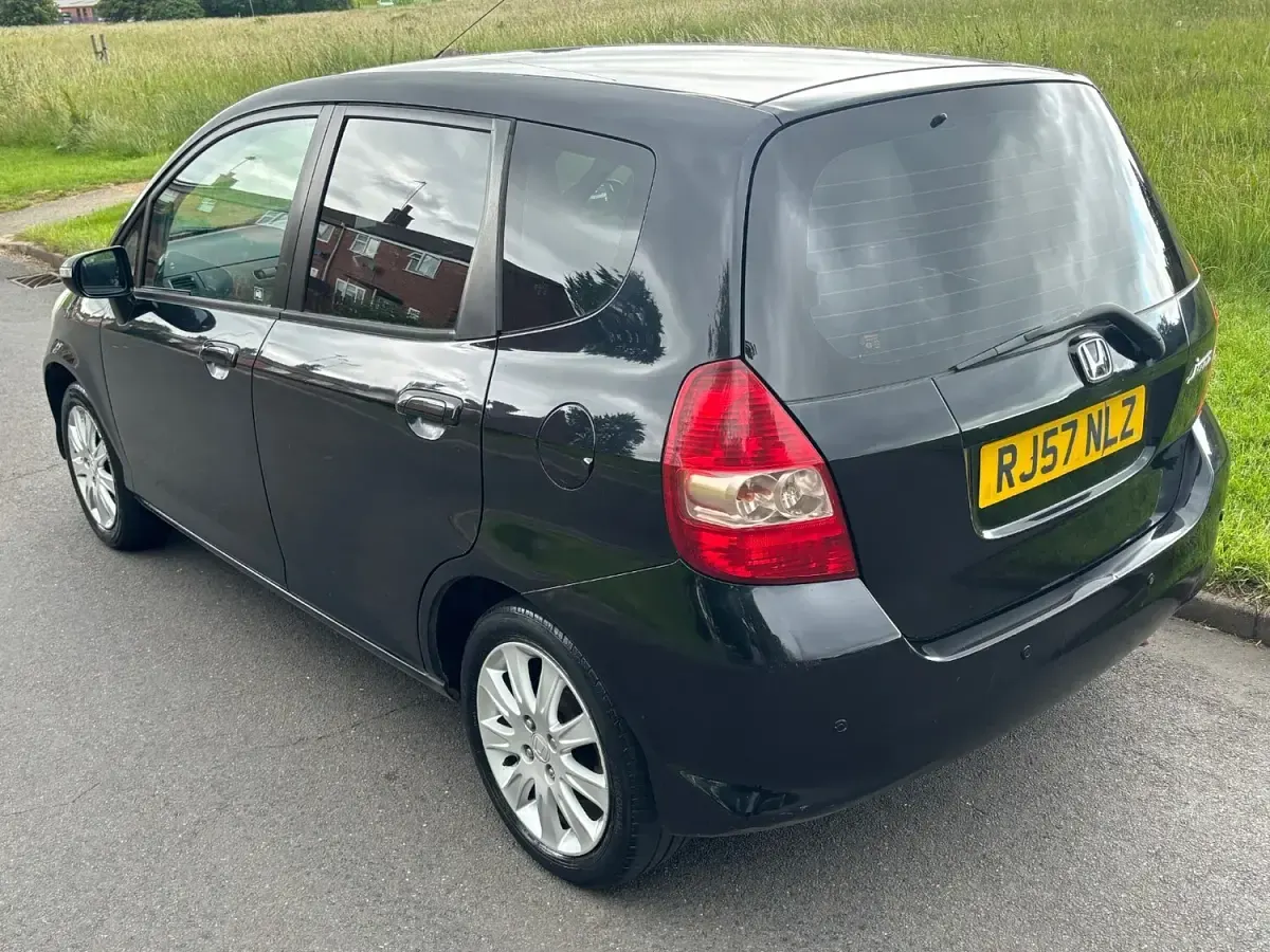 Used Honda Jazz SE 82 HP (60 kW) 2007 Black Hatchback
