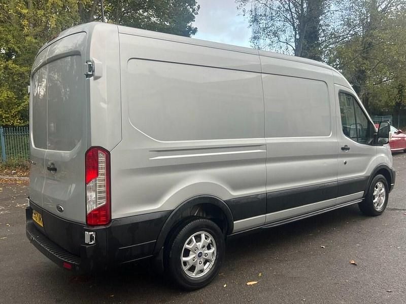 Second-hand Ford Transit Trend 130 CP (95 kW) 2021 Argintiu Van