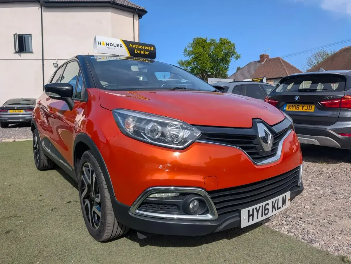 Begagnad Renault Captur Dynamique 2016 Orange SUV
